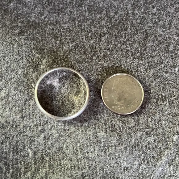 Sterling Silver Band Ring-9.5 - Picture 4 of 8